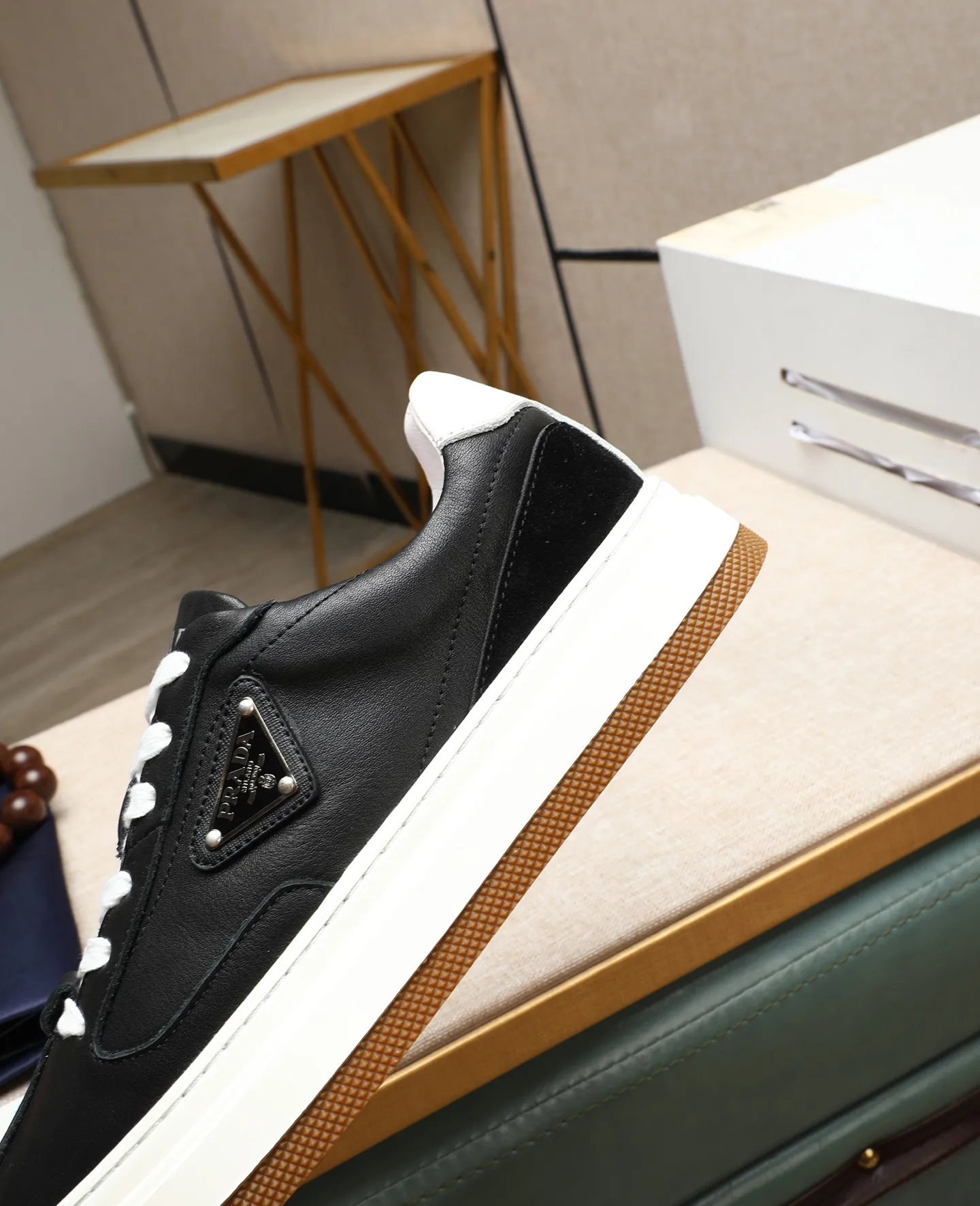Men's shoes 💰440 🌹🌹[PRADA—Prada] 2025 latest model 🙈original replica! 👟👟👟Available here. The workmanship is top-notch. The upper is made from Italy. 🇮🇹Imported first-layer cowhide. ❗️Breathable genuine leather lining @Suitable for travel. The original version has an enlarged engraved sole, making it suitable for all kinds of travels, showing low-key luxury. Let quality speak for itself. Color: Size: 38-45